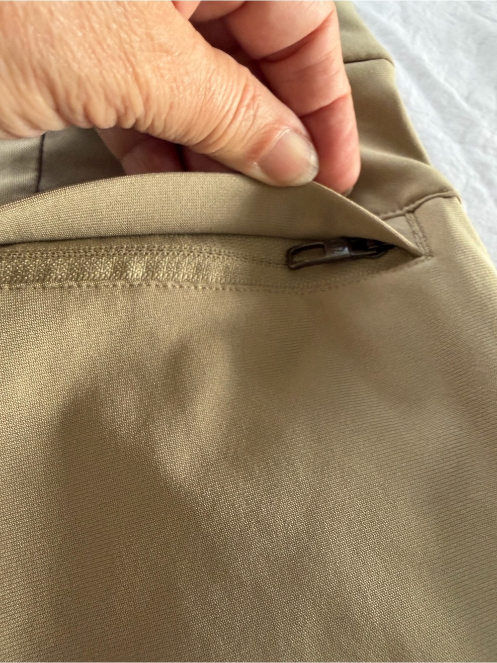 Lululemon Men's ABC Short 33 Khaki Tan Warpstreme Travel Golf Shorts 9" - Picture 9 of 16